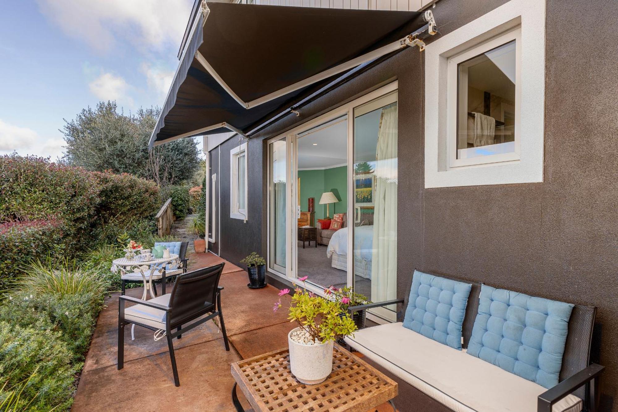 Bayview Valley Lodge Bed & Breakfast Whitianga Exterior photo